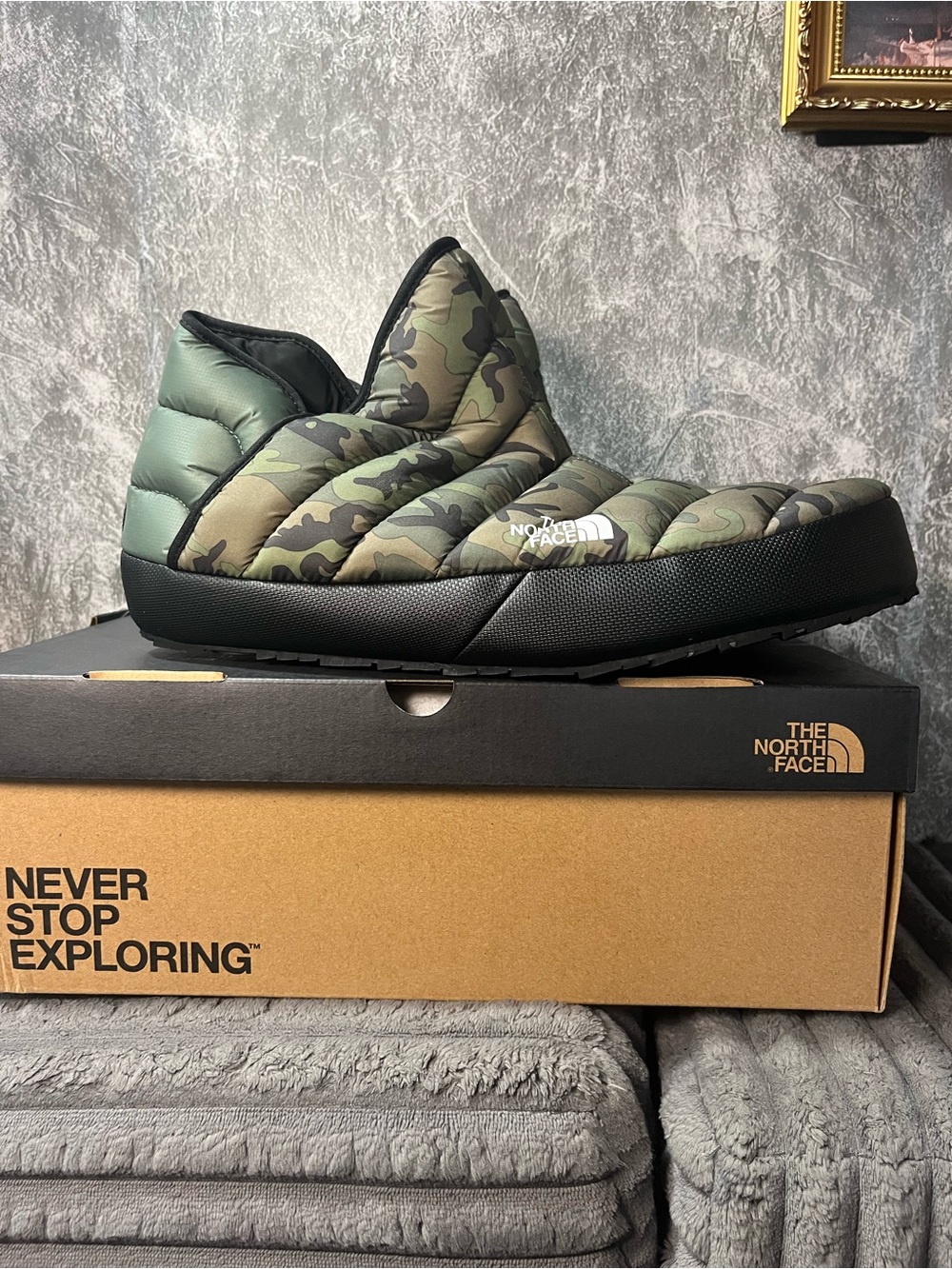 The North Face Men's Insulated Slip-On Mule - Camo Green/Olive